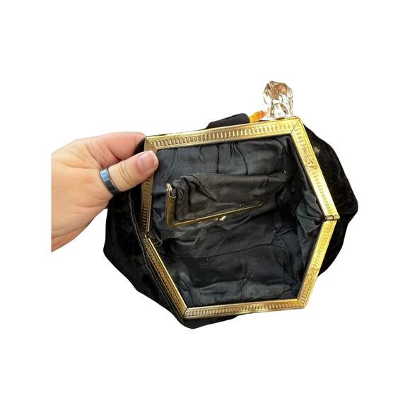 Vintage Black Velvet Wristlet Purse with Lucite Clasp and Coin Purse - Picture 4 of 5